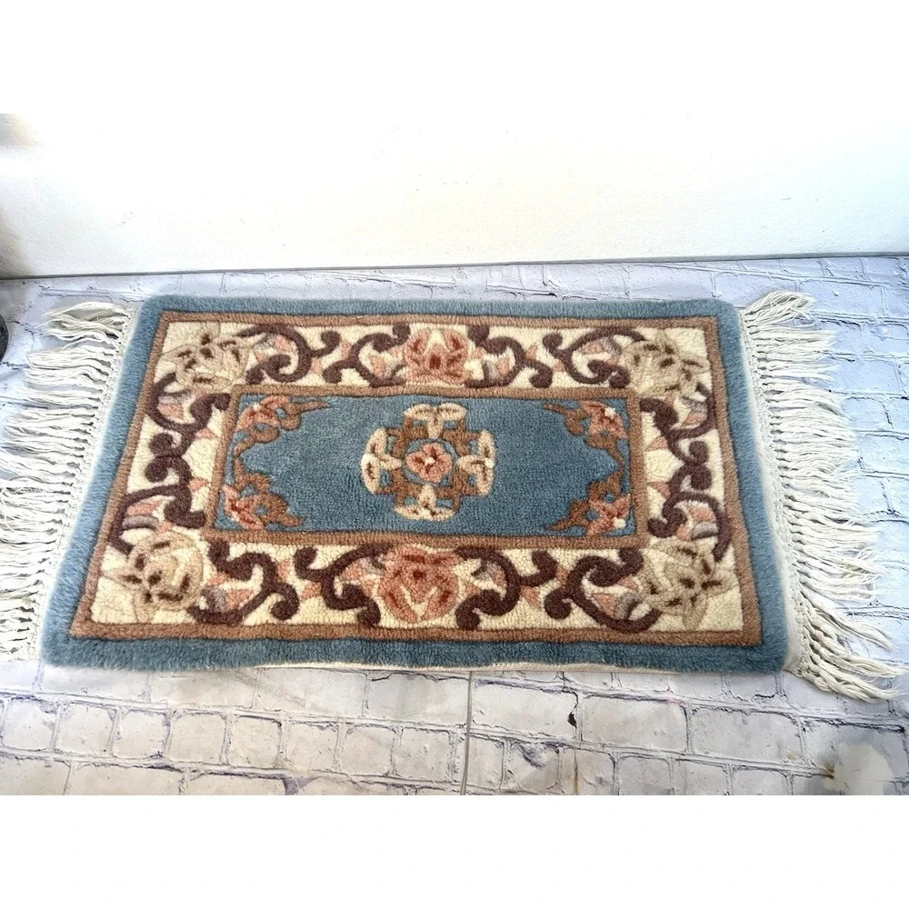 vtg Chinese Abbuson hand tufted high grade wool area rug blue peach 38 x 17